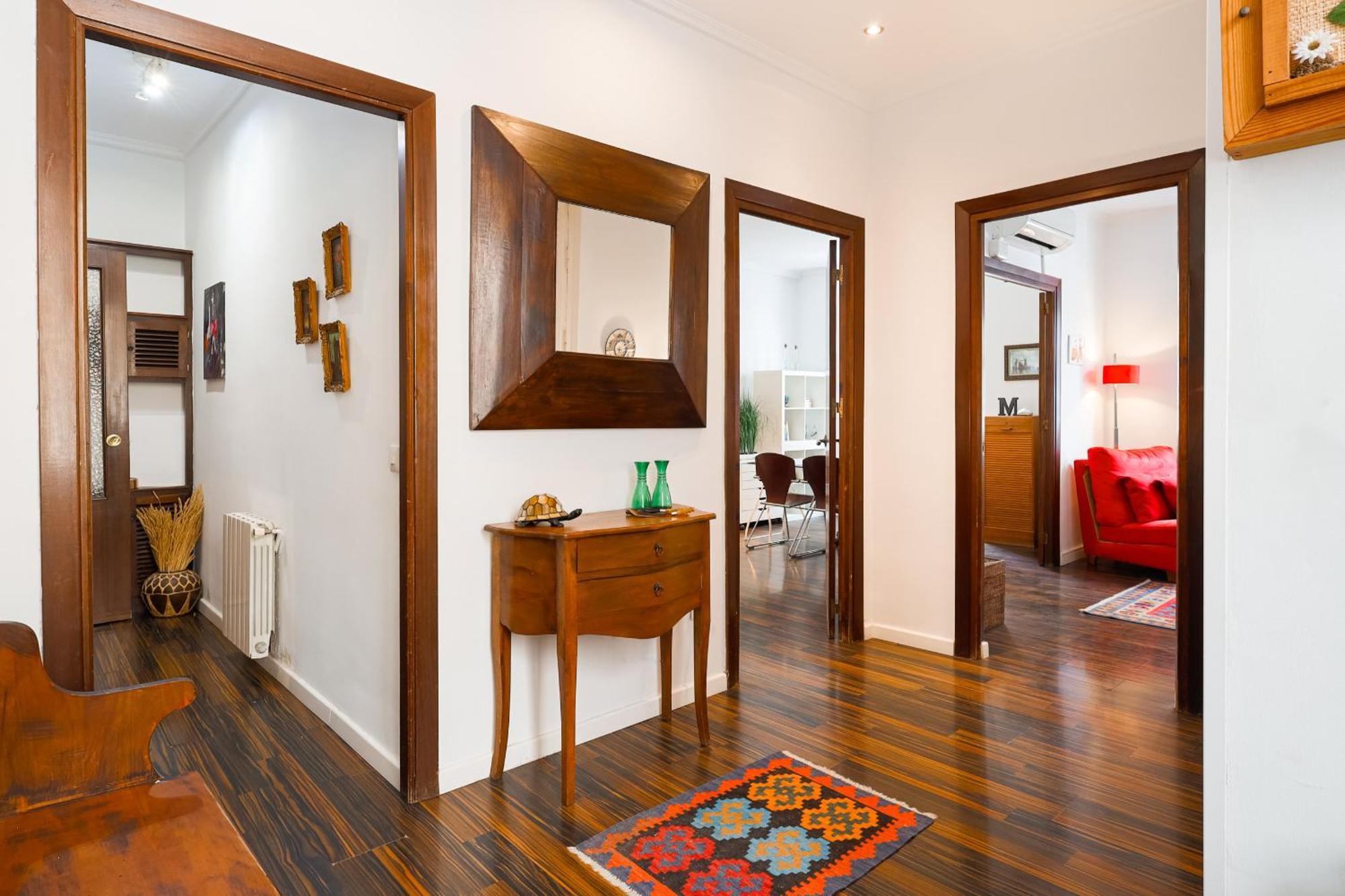 C92 - Rustic Two Bedrooms Apartment With Terrace مالقة المظهر الخارجي الصورة