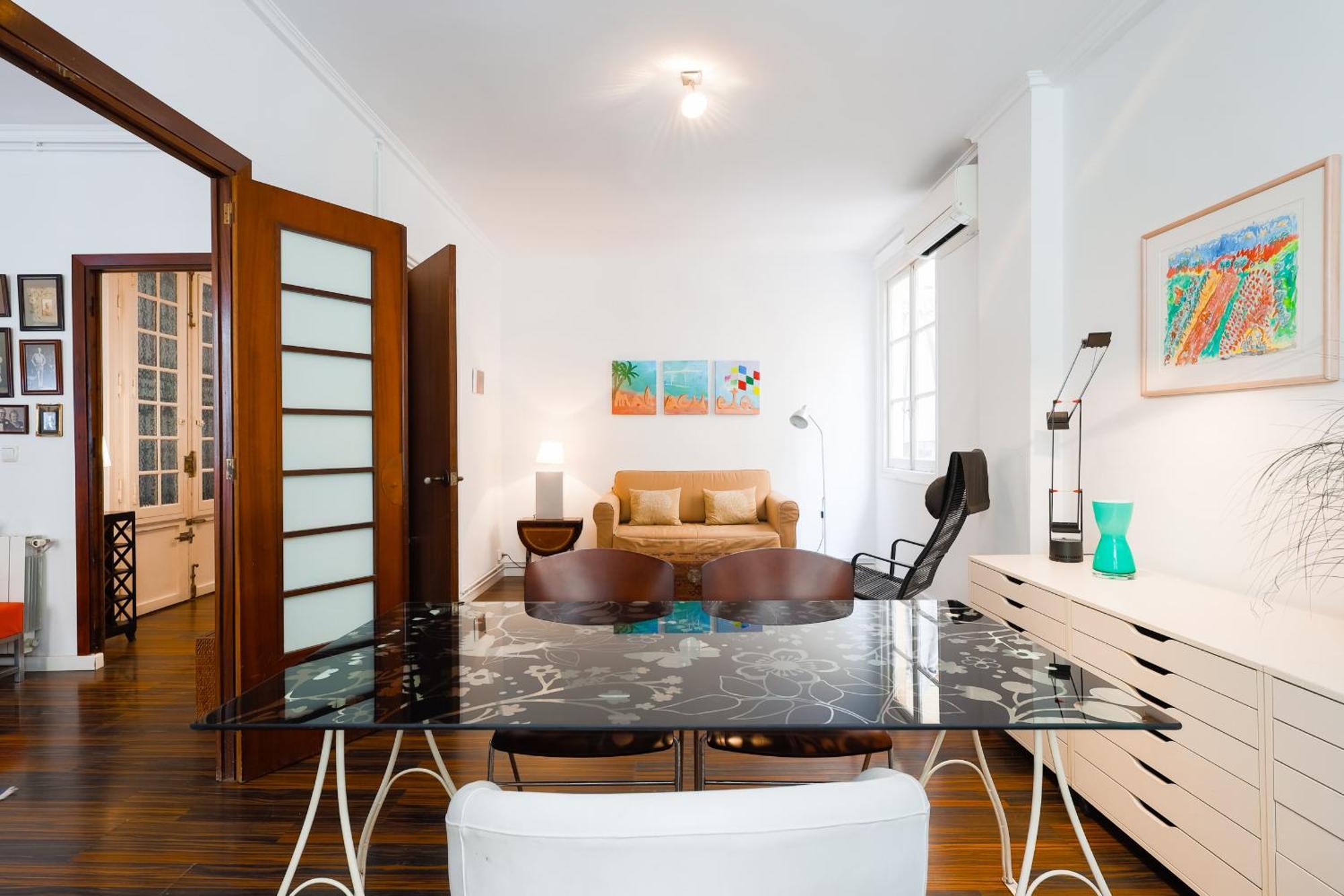 C92 - Rustic Two Bedrooms Apartment With Terrace مالقة المظهر الخارجي الصورة