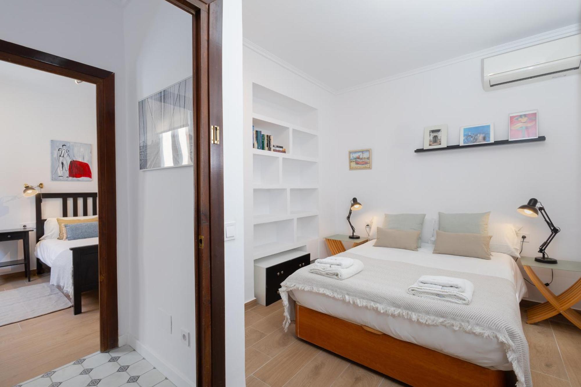 C92 - Rustic Two Bedrooms Apartment With Terrace مالقة المظهر الخارجي الصورة