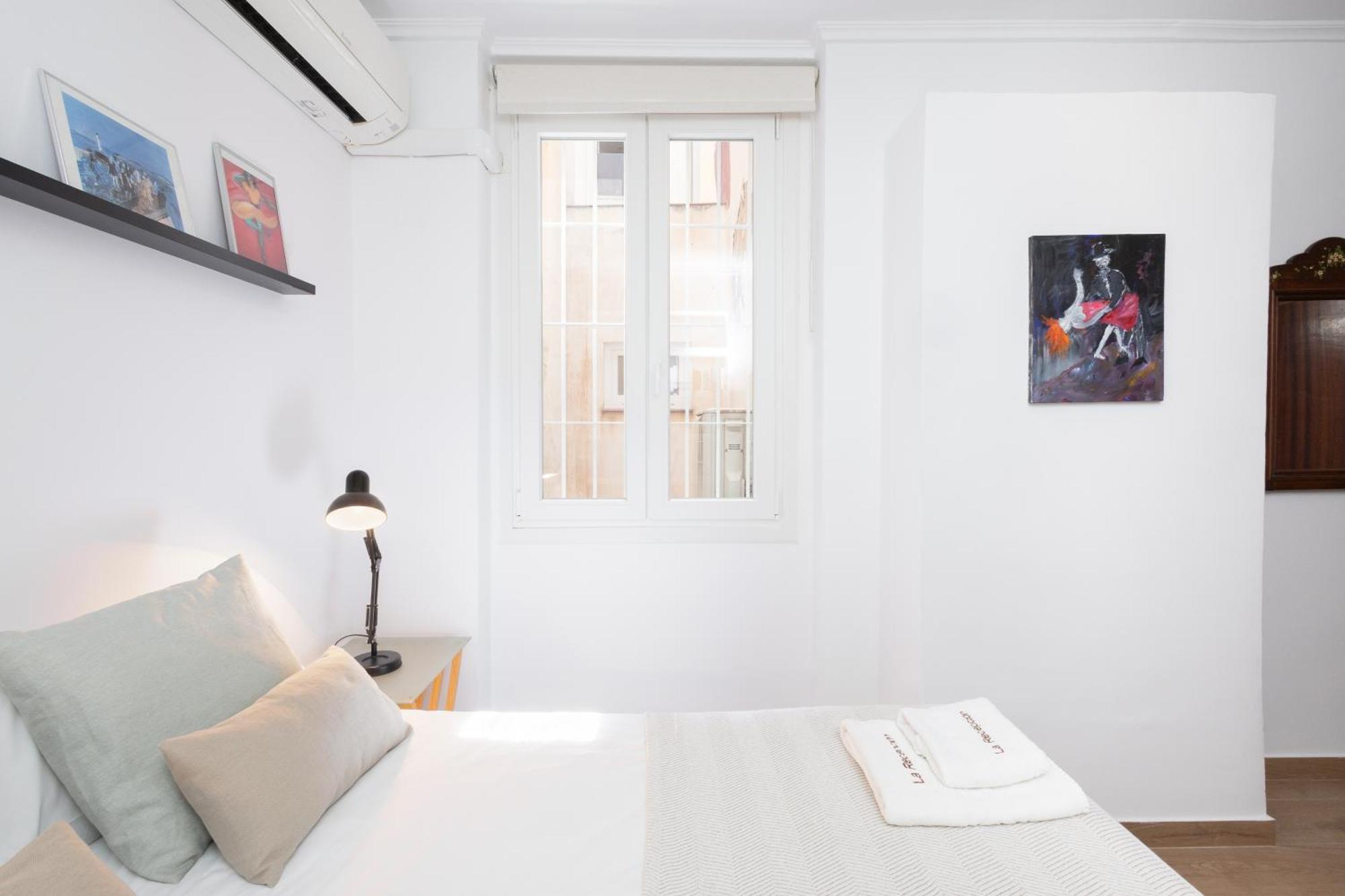 C92 - Rustic Two Bedrooms Apartment With Terrace مالقة المظهر الخارجي الصورة